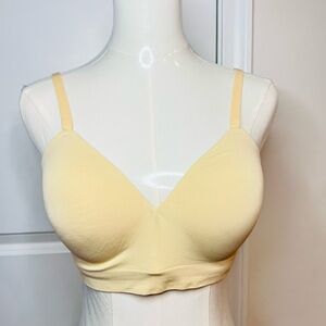 Truekind Bra size M